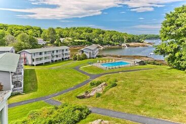 ユースホステル Smuggler S Cove Inn