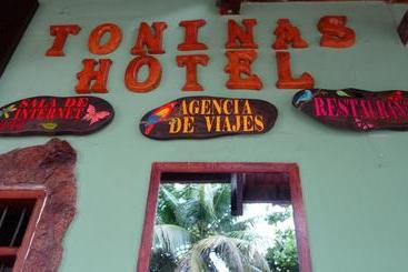 هتل Toninas