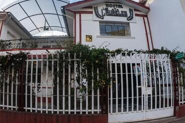 פנסיון Los Laureles