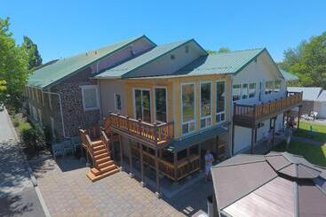 Soap Lake Natural Spa & Resort