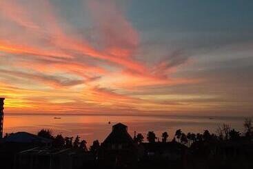 هاستل Tj Guest House