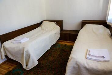 酒店 Delchovski Han