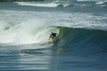 הוסטל La Casona De Lobitos   Cowork