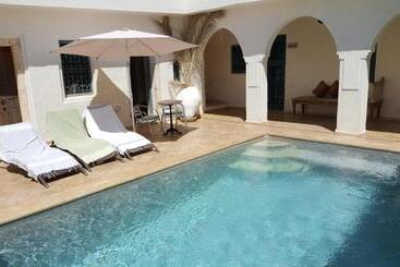 펜션 Dar Ennour Djerbahood Erriadh