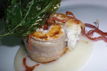 پانسیون Residence Apolonija Guest House