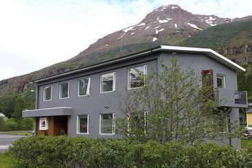 پانسیون Seydisfjördur Guesthouse