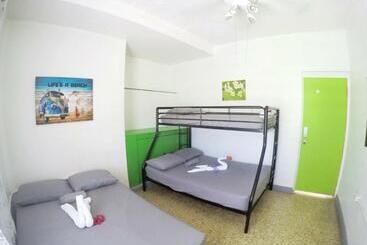 펜션 Vieques Good Vibe Guest House