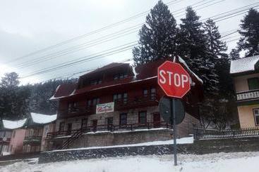 Pensiunea Panorama Elcomex