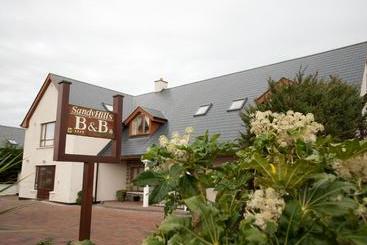 Sandyhills Bed & Breakfast