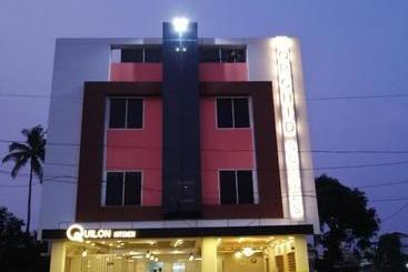 酒店 The Orchid Suites