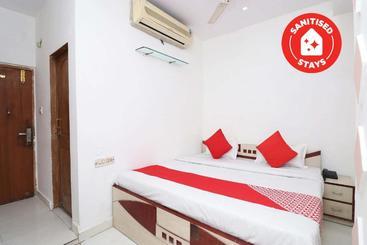 Oyo 27695 Hotel Relation
