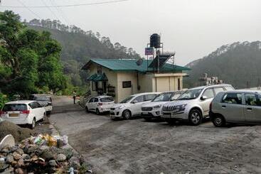 בית מלון כפרי Green Roof