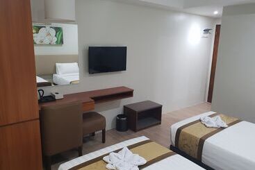 هتل Fleur De Liz   Tagbilaran