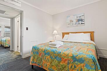 מוטל Cavalier By The Sea