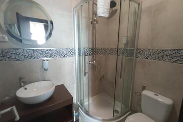 Garnet Hotel & Event Centar