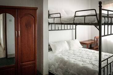 تختخواب و صبحانه Mama Wilsen House