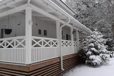 تختخواب و صبحانه Villa Ekegården