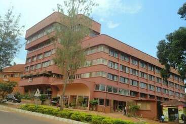 Entebbe Flight Motel