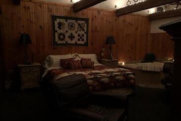 Hillside Farm B & B