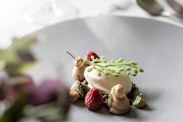 בית מלון כפרי Weingut Stroblhof