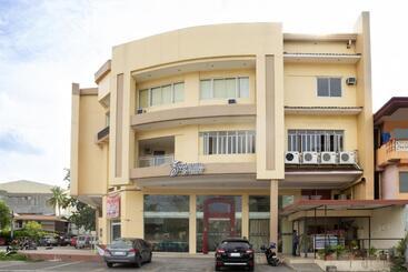 Oyo 133 Jazzy James Country Hotel Ii