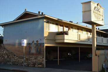 فندق Beachcomber Inn