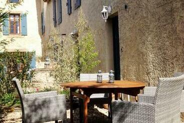 B&b Le Mas De La Soie