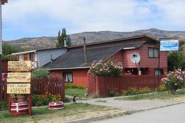 پانسیون Hostal Y Cabañas Perla Del Lago