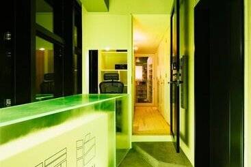 הוסטל Manga Art Hotel, Tokyo