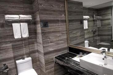 هتل Ramada Encore Wyndham Nanning City Center