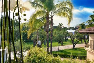 هتل Villa La Fenice