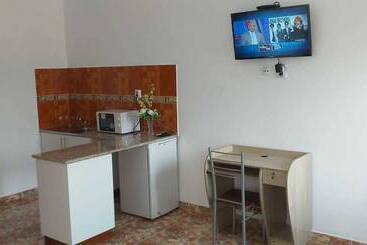 پانسیون Guest House Terezinha