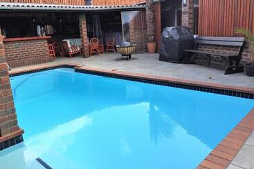 بنسيون The Travel Inn Durban