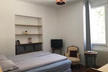 Bed and Breakfast La Maison Des Copains