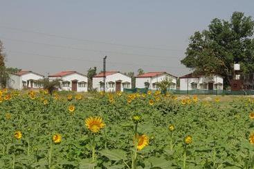 استراحتگاه Living Green Farms