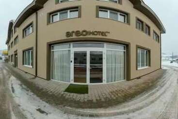 Areo Hotel & Restaurant