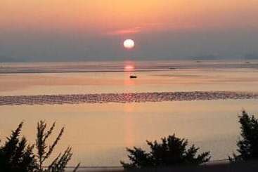 בית מלון כפרי Tongyeong Beach Castle