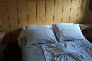 ペンション Pousada Buieié