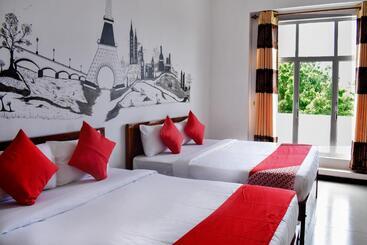 Отель Mallika Resort