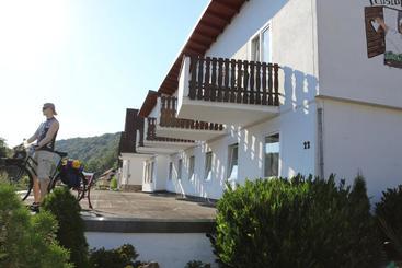 ベッドアンドブレックファースト Pension Fernblick