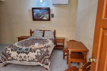 アパートホテル Isla Esmeralda