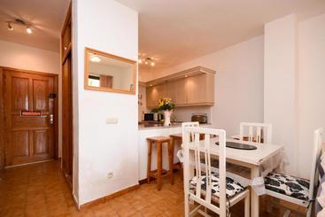 Mare Verde 68   Two Bed