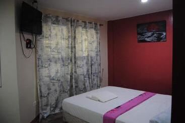 تختخواب و صبحانه Cozy Inn Mactan