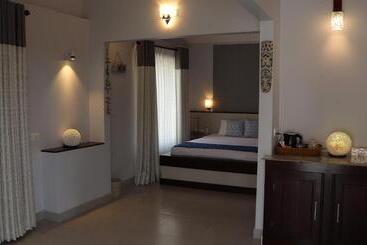 בית מלון כפרי Ayana Beach