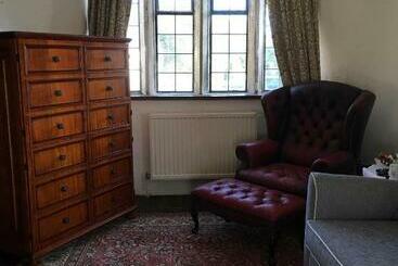 Пансион Great House Guest House