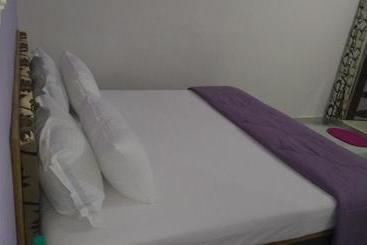 تختخواب و صبحانه Casa Maria Homestay