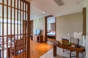 هتل Shaoxing Kuaiji Mountain Yangming