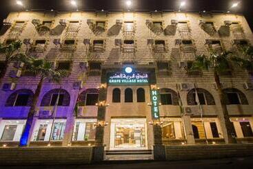 فندق Grape Village