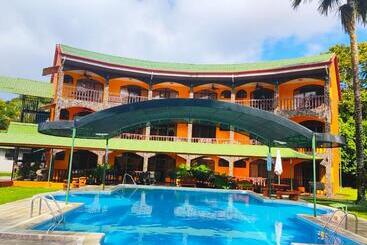 Apartahotel Playa Luna