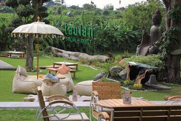 فندق Taulan Villa By Social Hideout